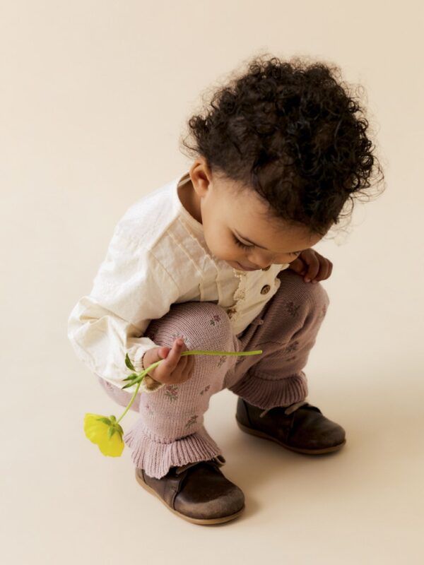 Calça little flowers Lil Atelier - Image 4